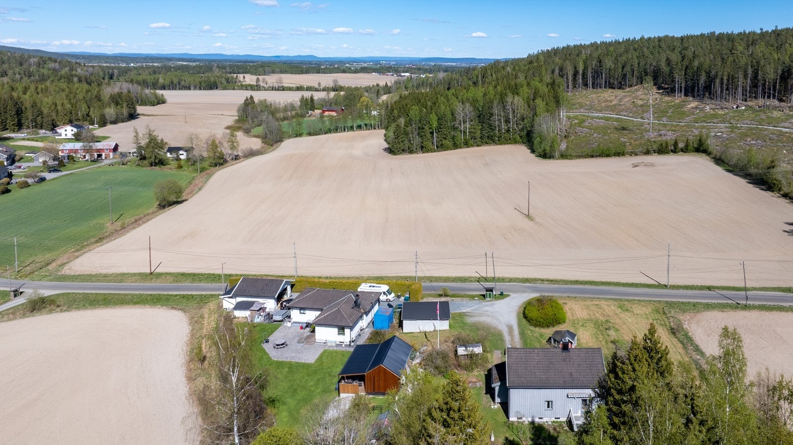 Det går skolebussordning forbi boligen Galleribilde