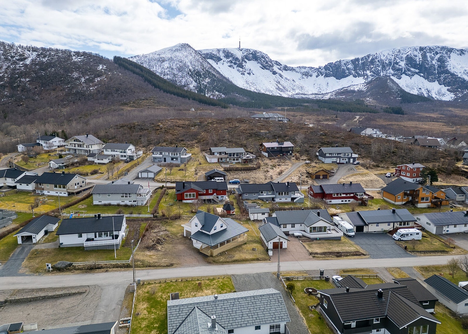 Nærhet til gode turmuligheter i skog og mark. Galleribilde