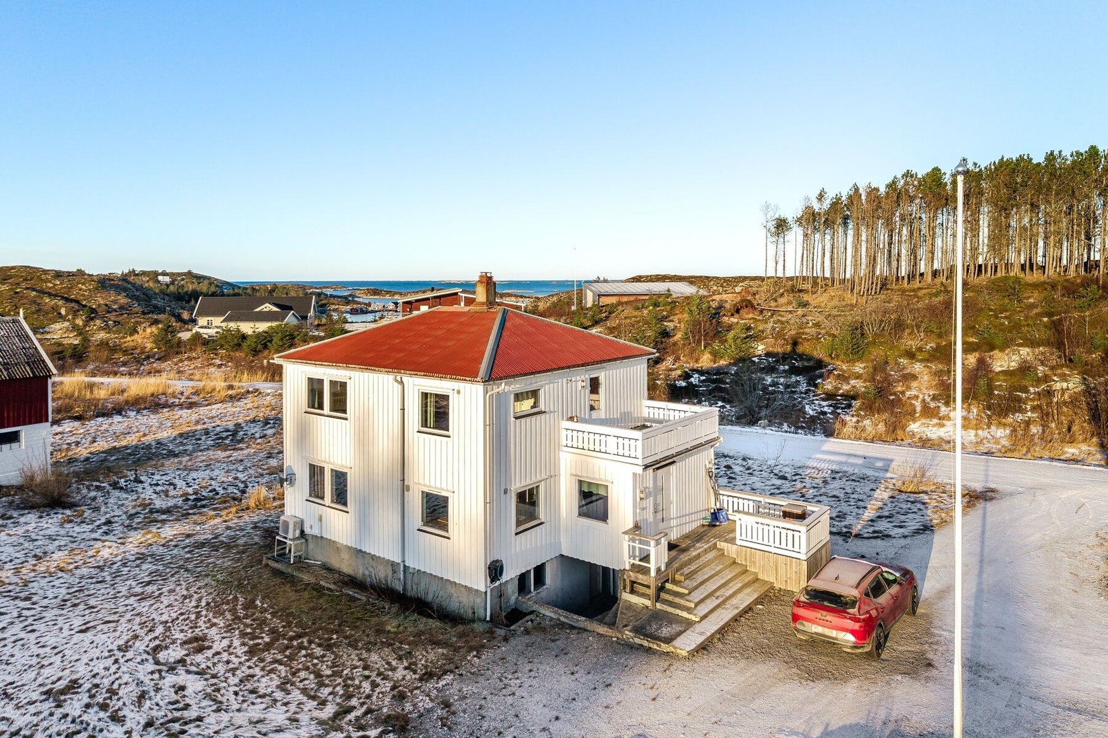 Innholdsrik eiendom med fin beliggenhet på Valen/Espneset Galleribilde
