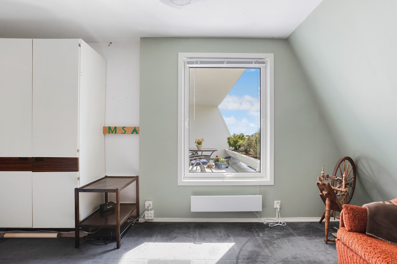 Fra dette rommet ser man ut mot en av terrassene. Galleribilde