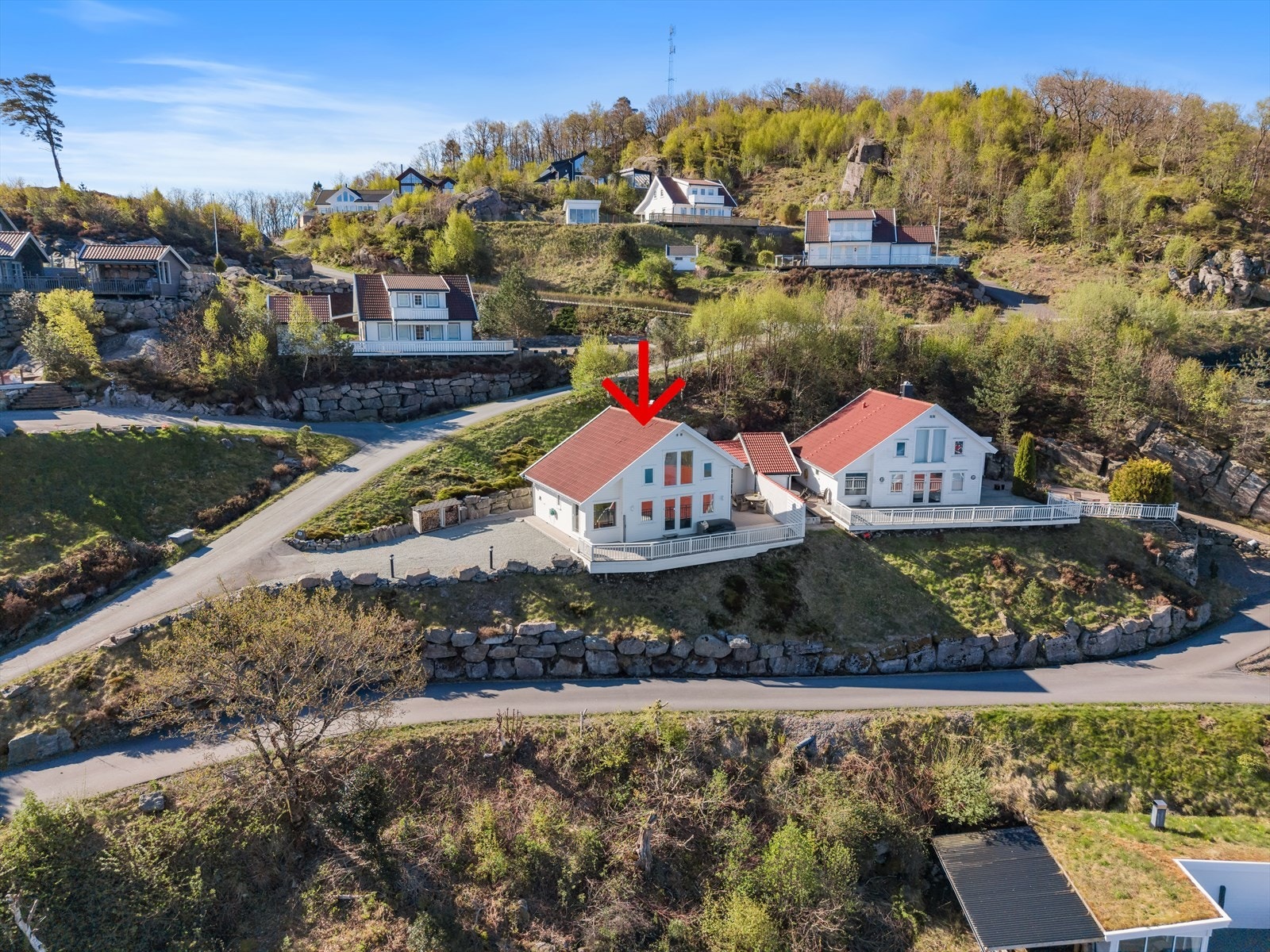 Aktiv Eiendomsmegling ønsker velkommen til Ytre Marisli 13! Galleribilde