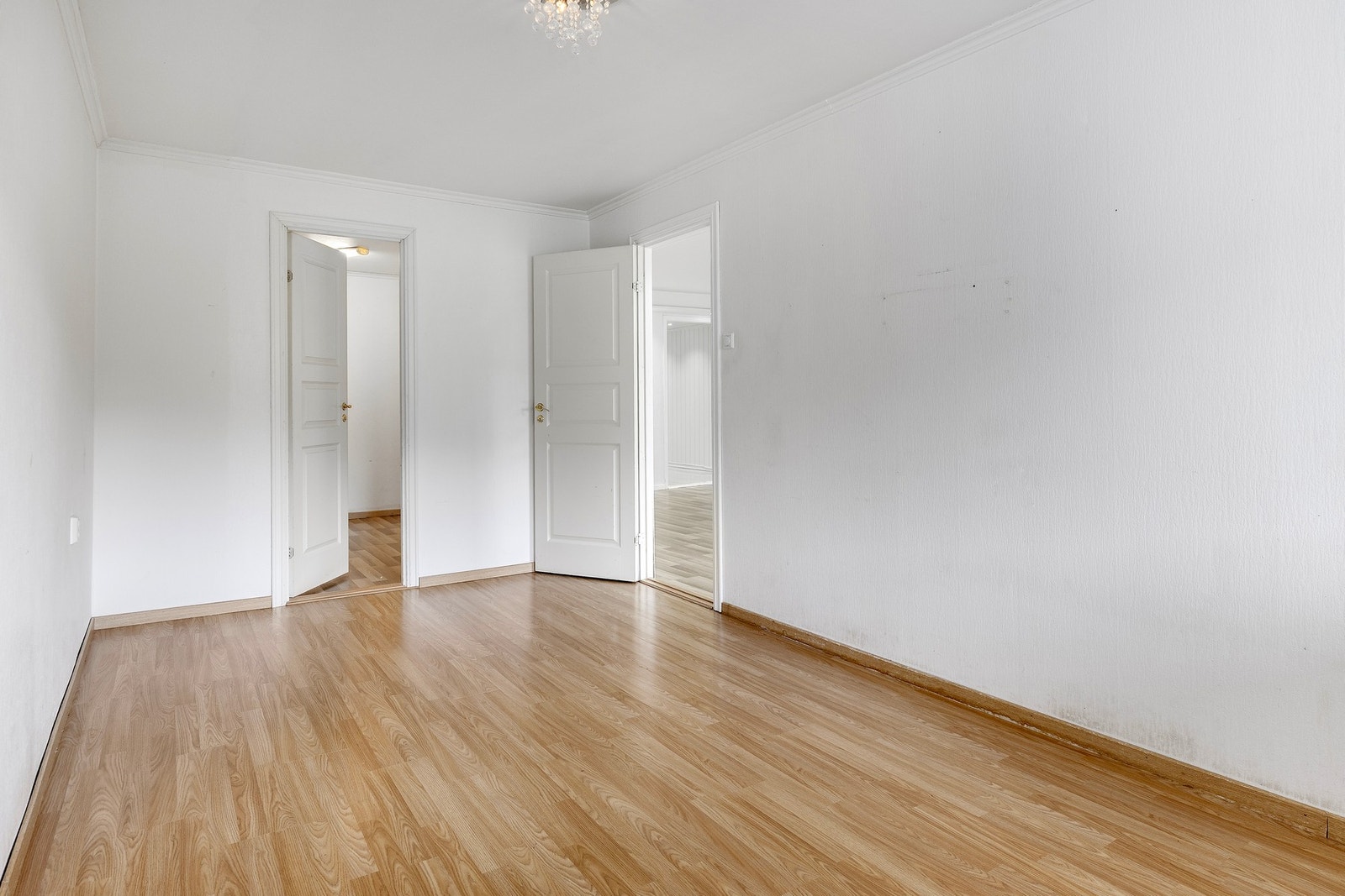Bod/disp.rom. Galleribilde