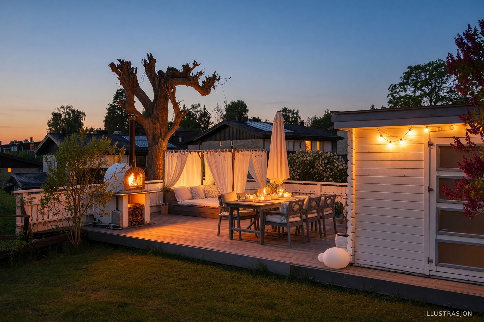 Terrasse i hagen. Med pizzaovn. Et herlig sted å samle familie og venner på fine sommerkvelder. Galleribilde