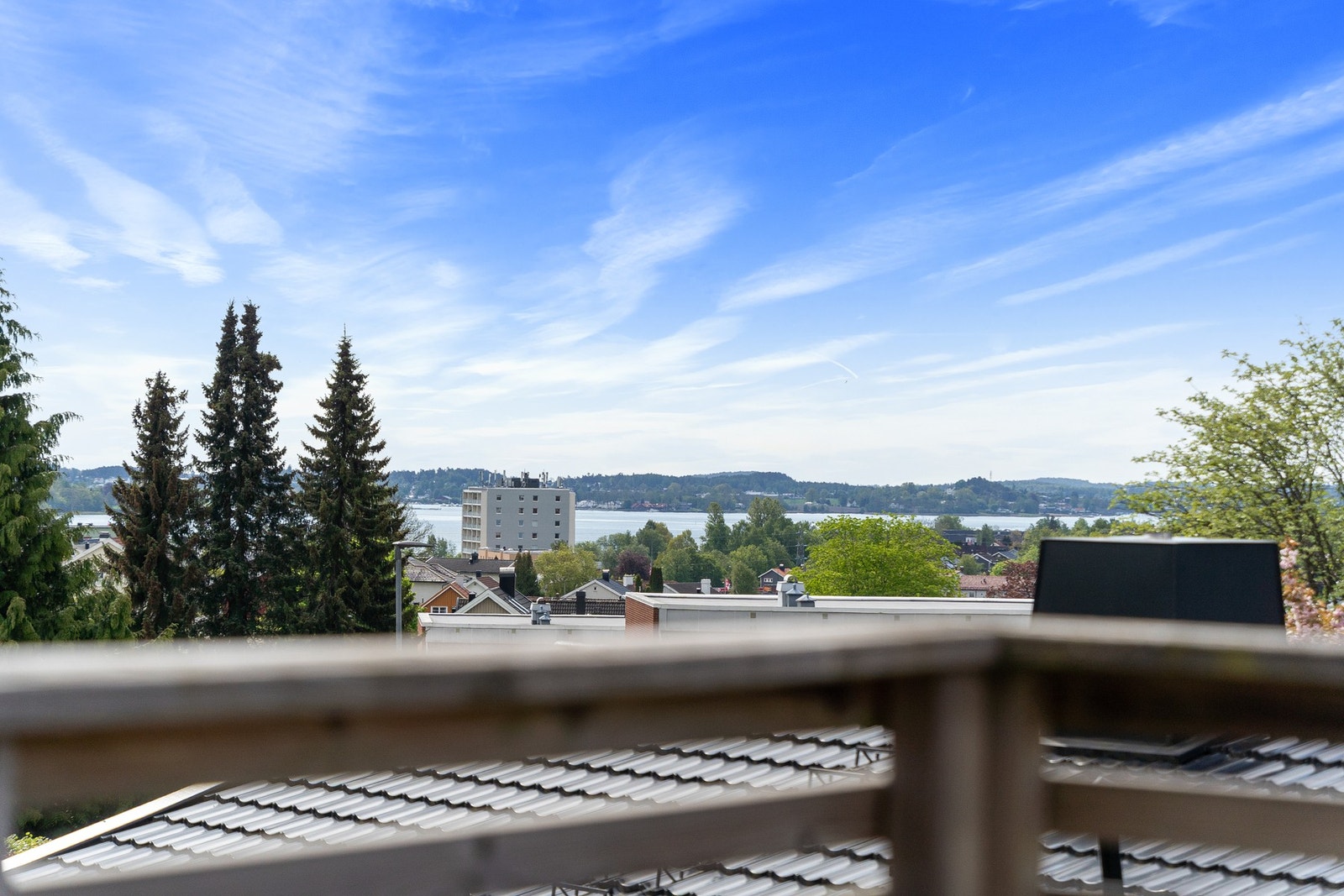 Utsikten fra balkongen Galleribilde