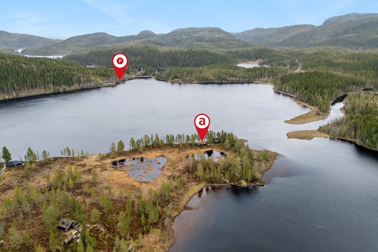 Parkering på Frammnes og kort båt tur over til hytta. Galleribilde