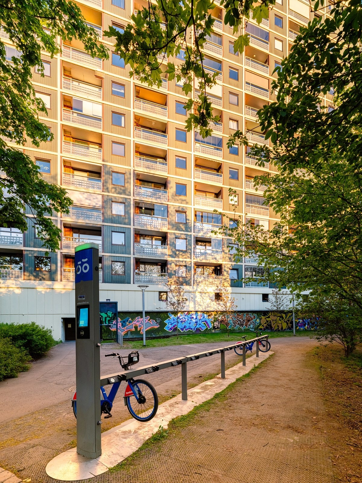 Med bysykkelstativ "rett utenfor døren" er det enkelt å komme seg rundt i Oslo. Galleribilde