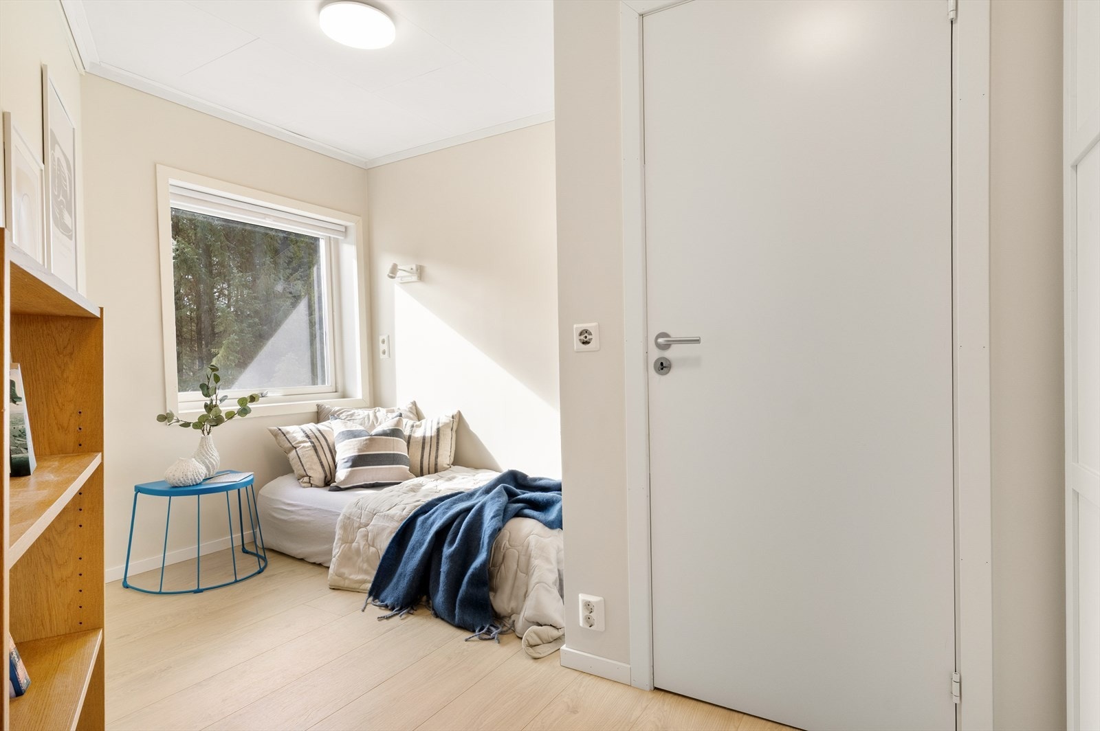 Det andre soverommet egner seg godt som barnerom, gjesterom eller kontor. Galleribilde
