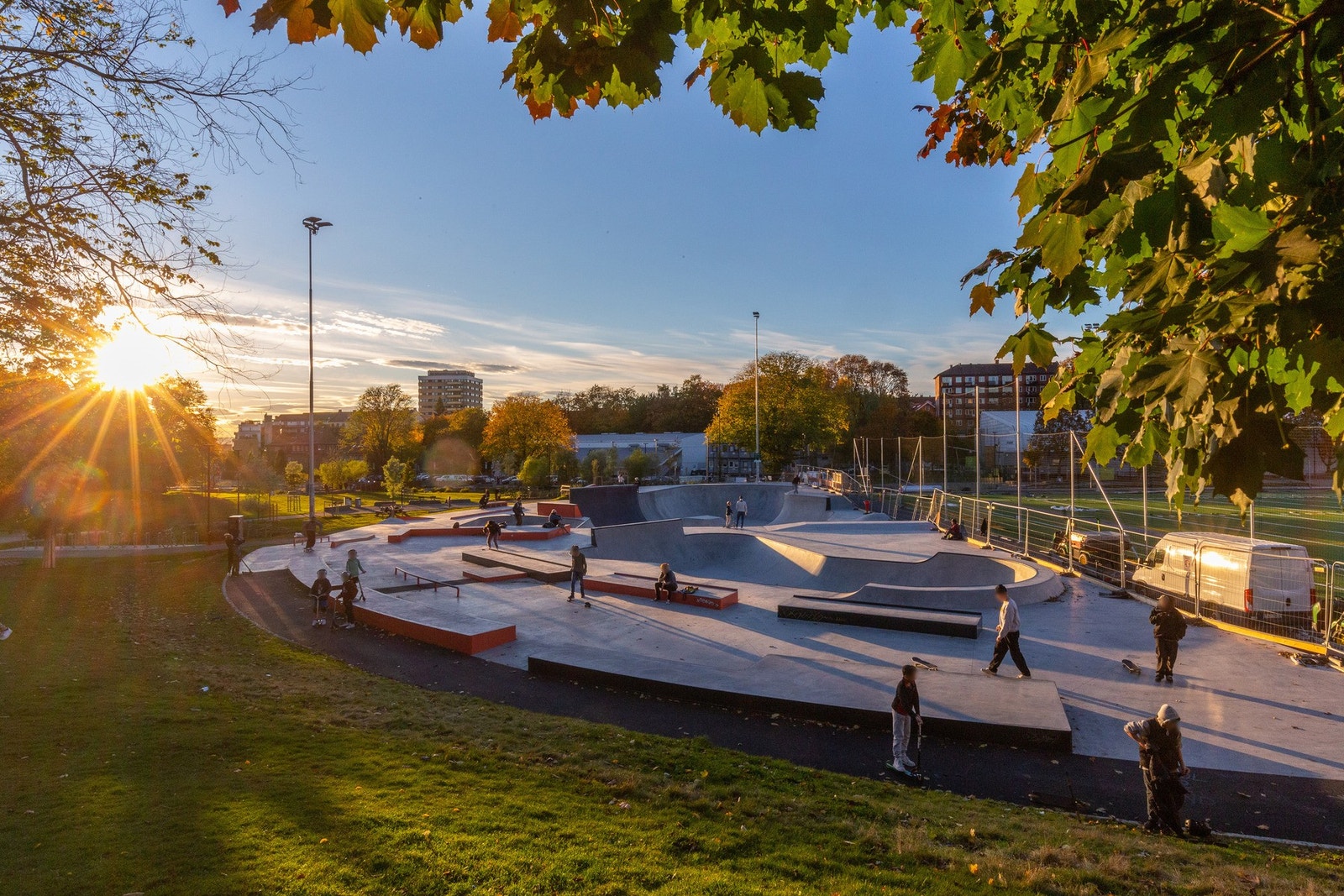 Jordal park ligger like ved leiligheten og her skjer det stadig noe som er verdt turen! Galleribilde