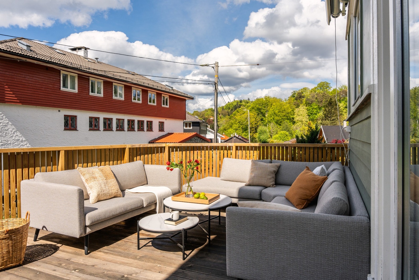 Nydelig terrasse på totalt 63 kvm. Galleribilde