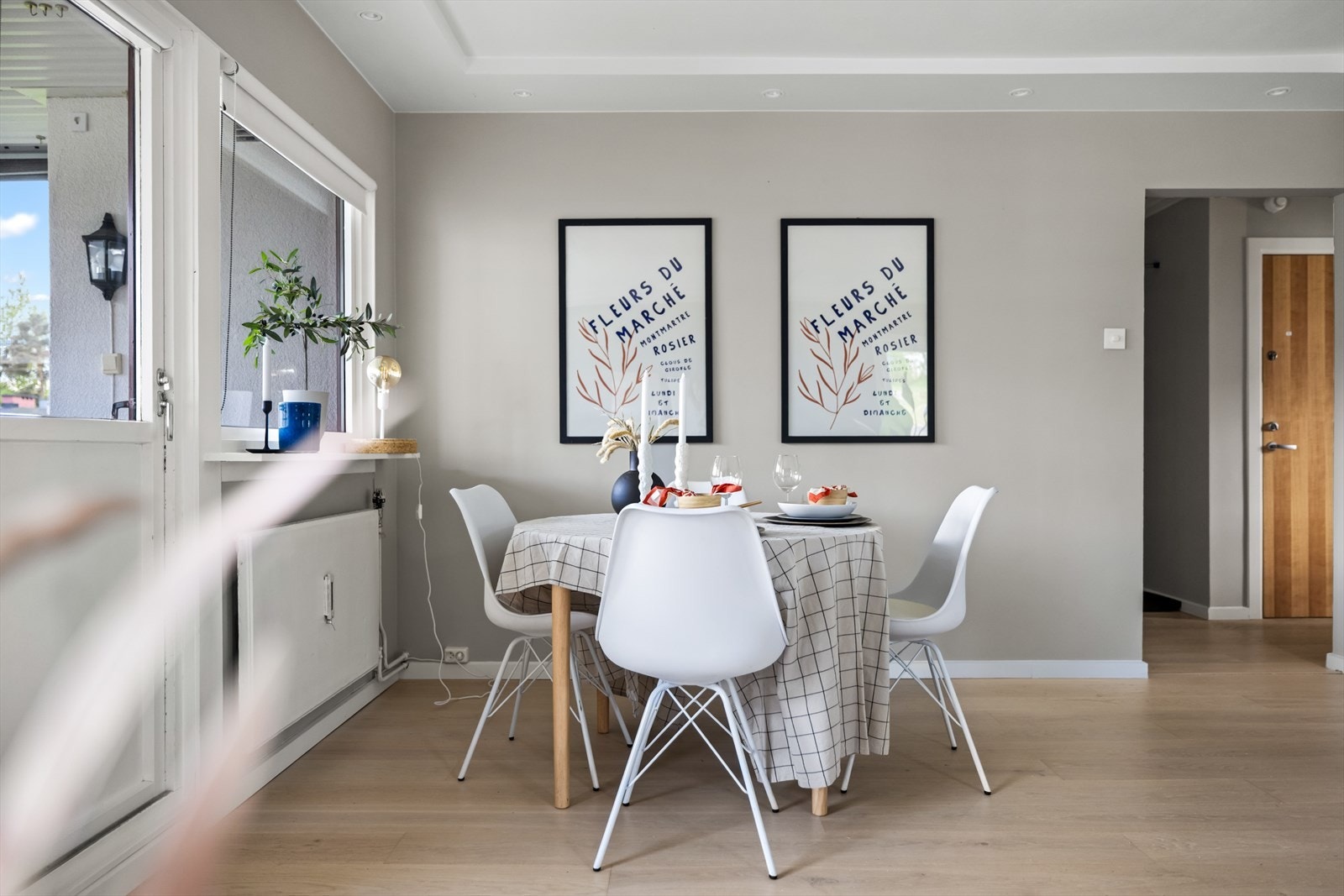 Oppvarming via radiatorer i leiligheten. Galleribilde