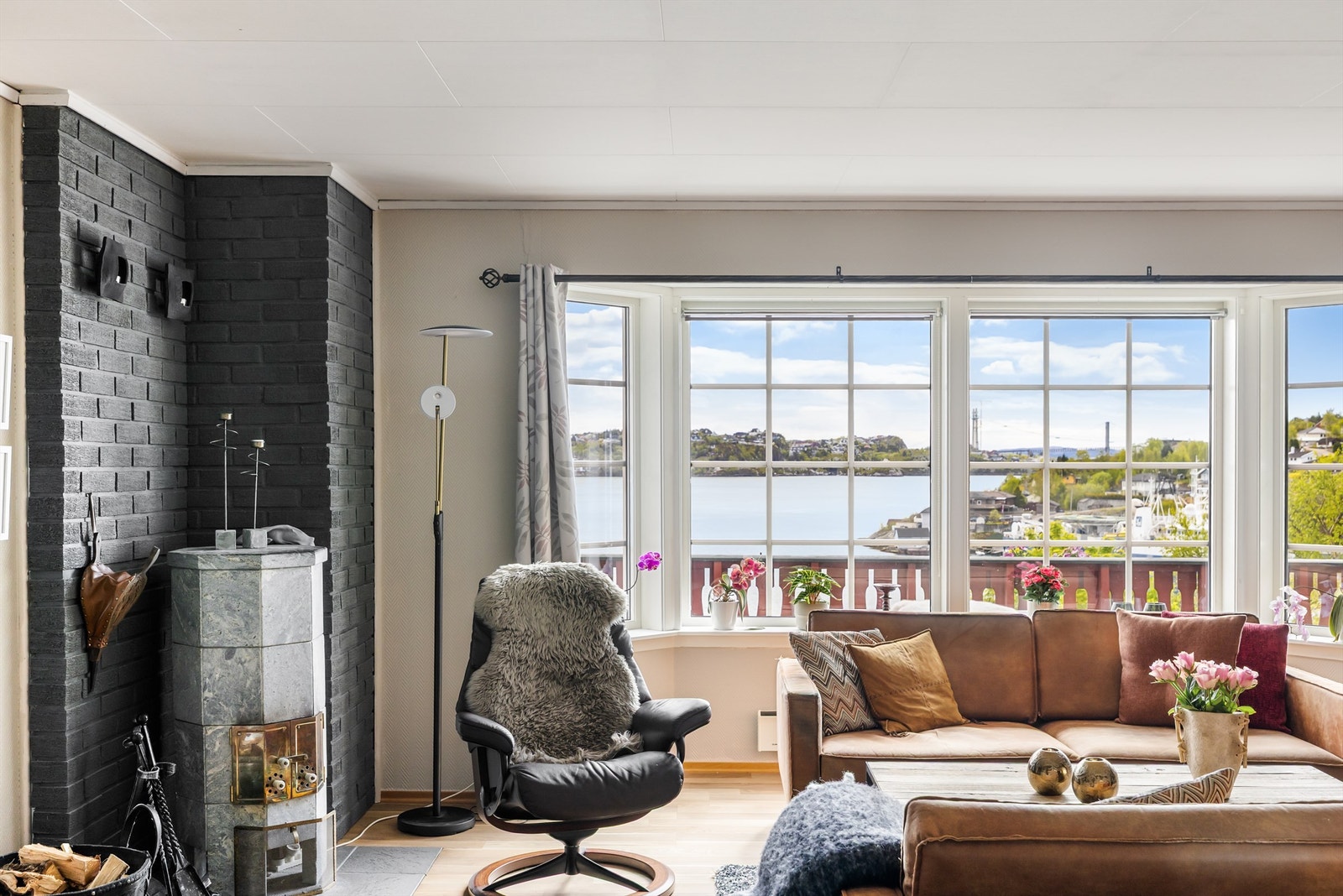 Nyt utsikten fra godstolen. Galleribilde