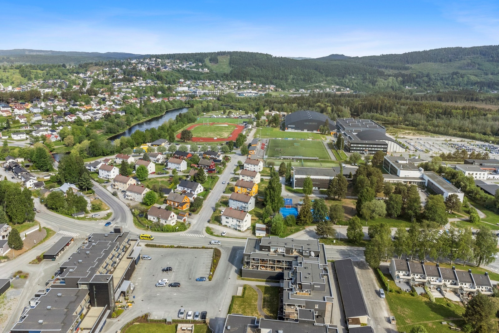 Ellers kort veg til flere turmuligheter sommer og vinter Galleribilde