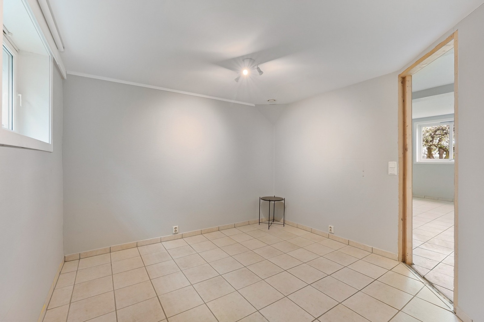 Her er det planlagt stort vaskerom og garderobe. Galleribilde