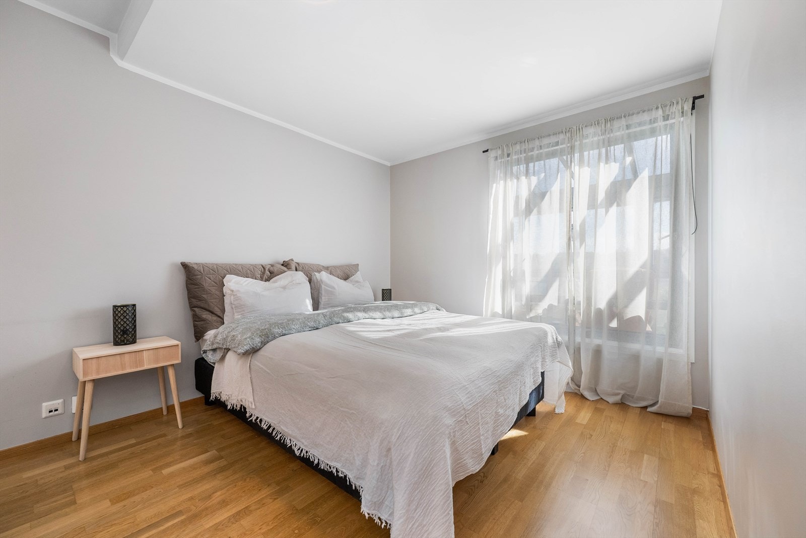 Hovedsoverommet er romslig på 13,4 m² Galleribilde
