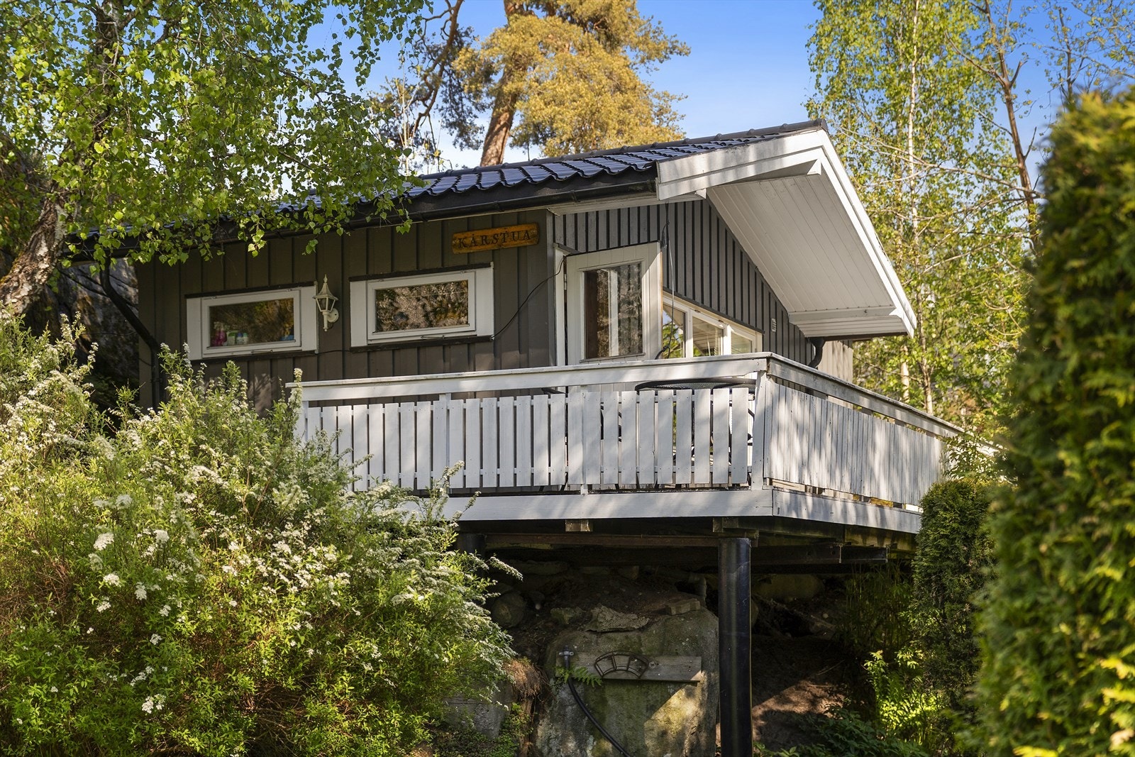 Ute Galleribilde
