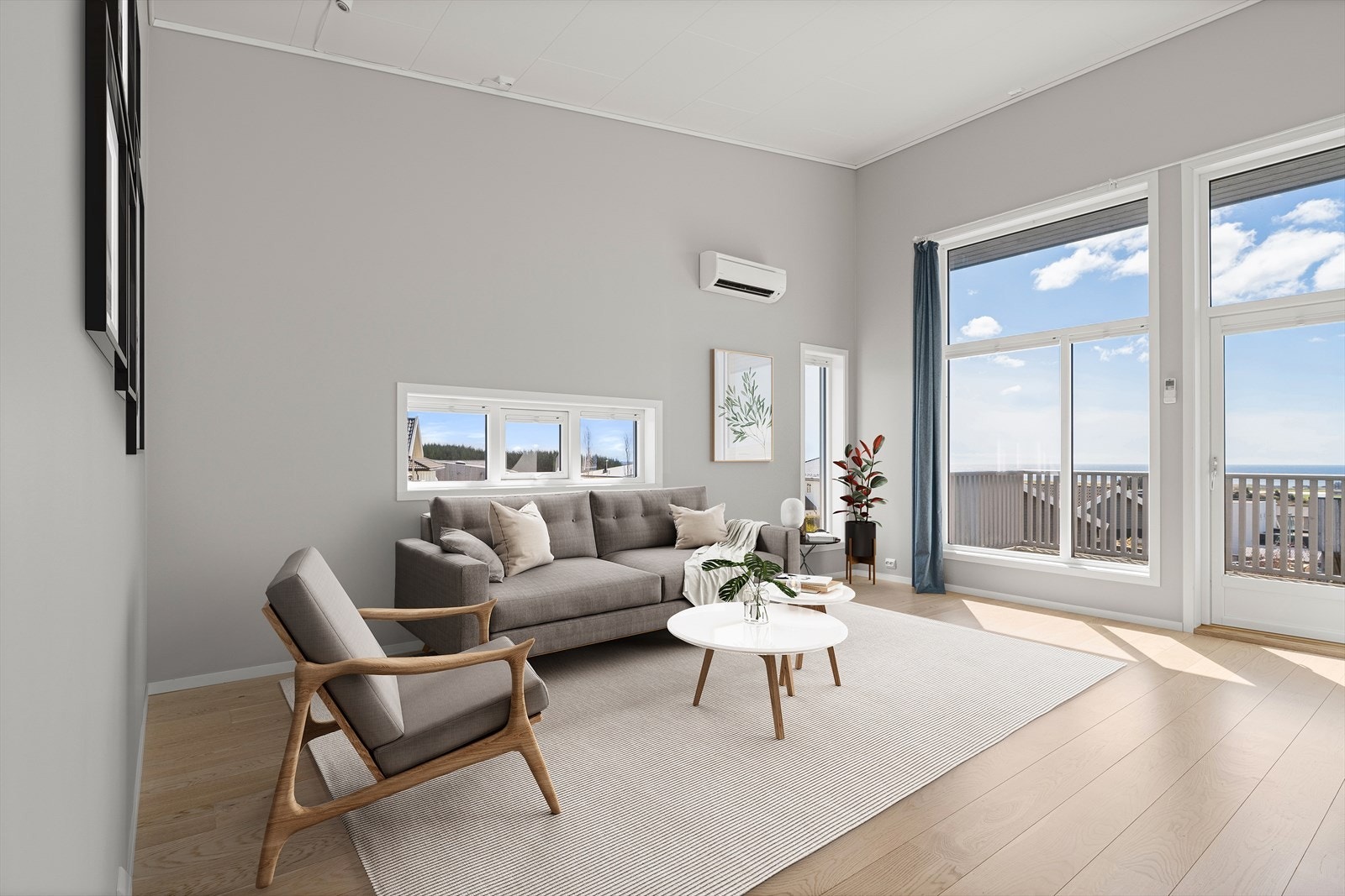 Stuen har god plass til en romslig sofagruppe. (Illustrasjon - digital styling) Galleribilde
