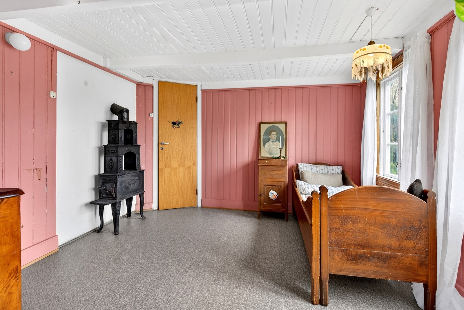 Soverom 3 har også vedovn. Galleribilde