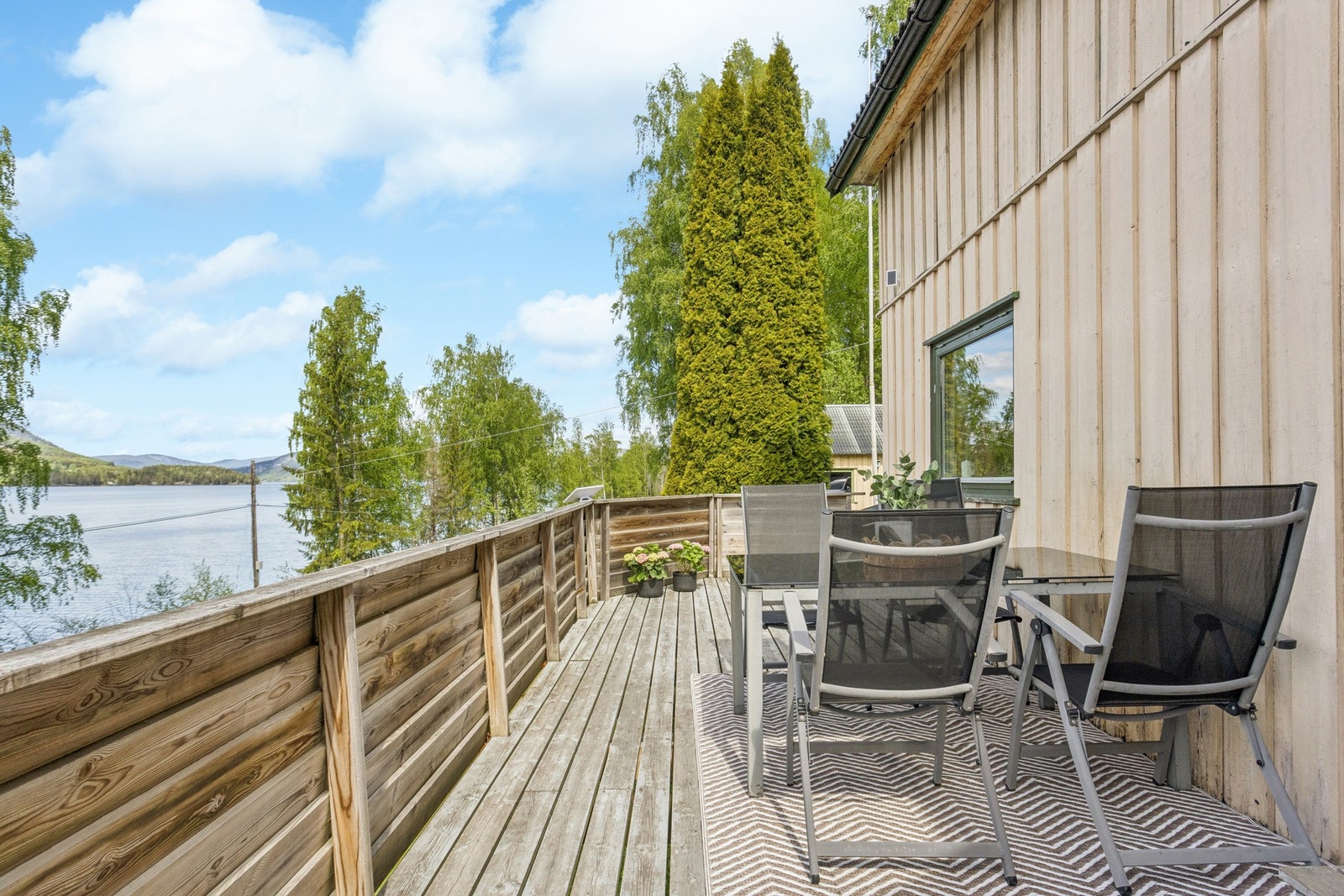 Veranda på ca. 20 kvm Galleribilde