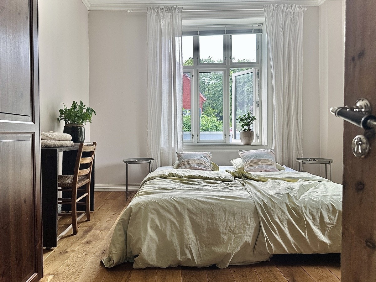 Room 1 Galleribilde