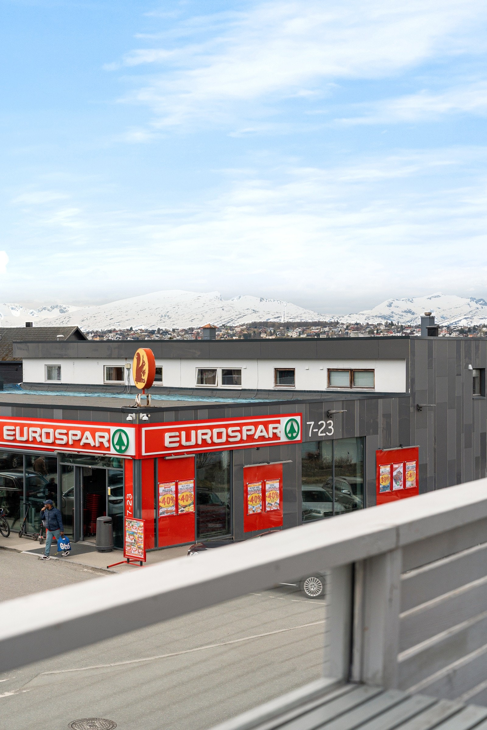 Like over gaten ligger Eurospar. Galleribilde