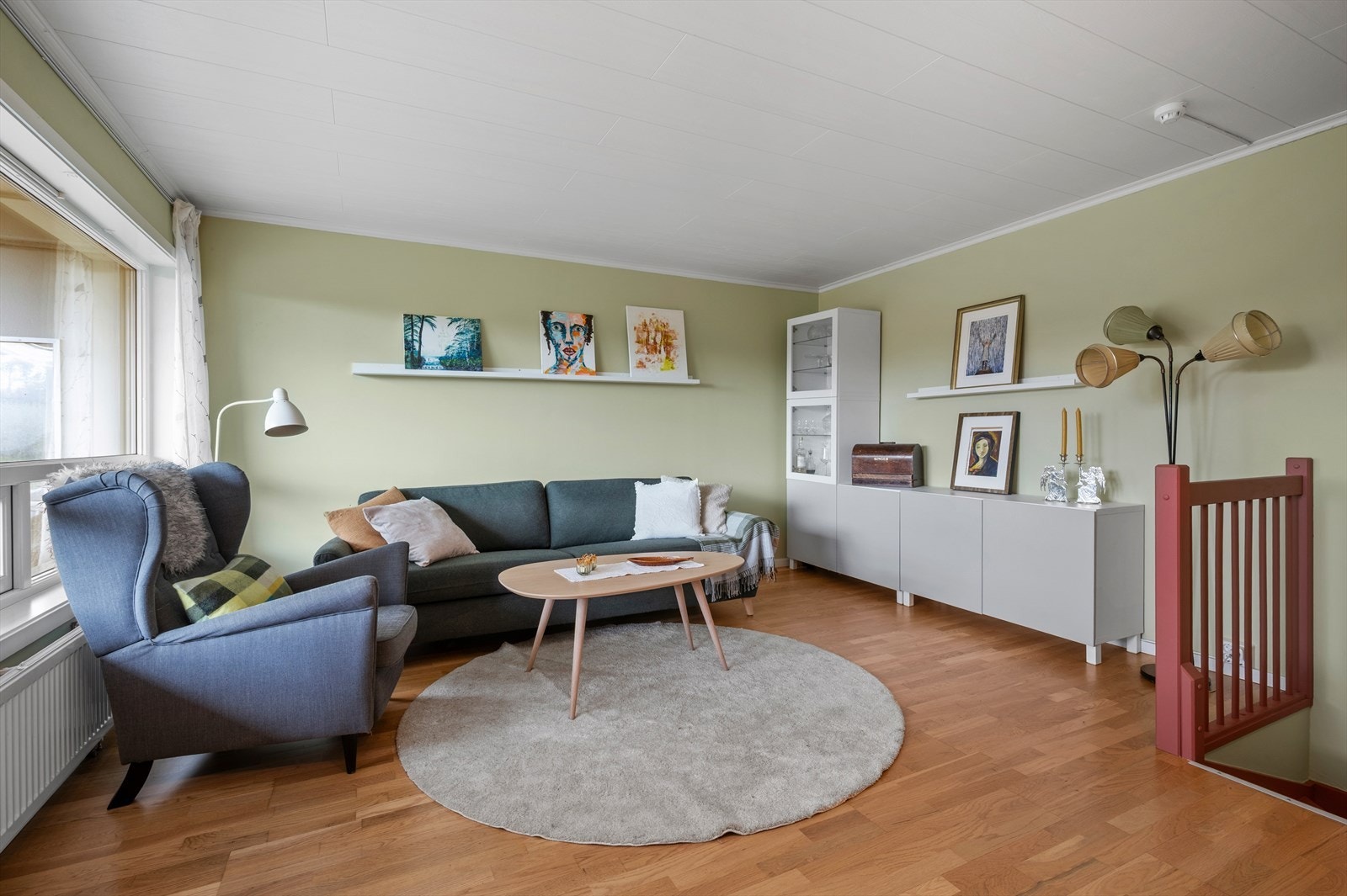 I 2. etg finner du en romslig stue på 22,5m² og en flott balkong på 11m². Galleribilde