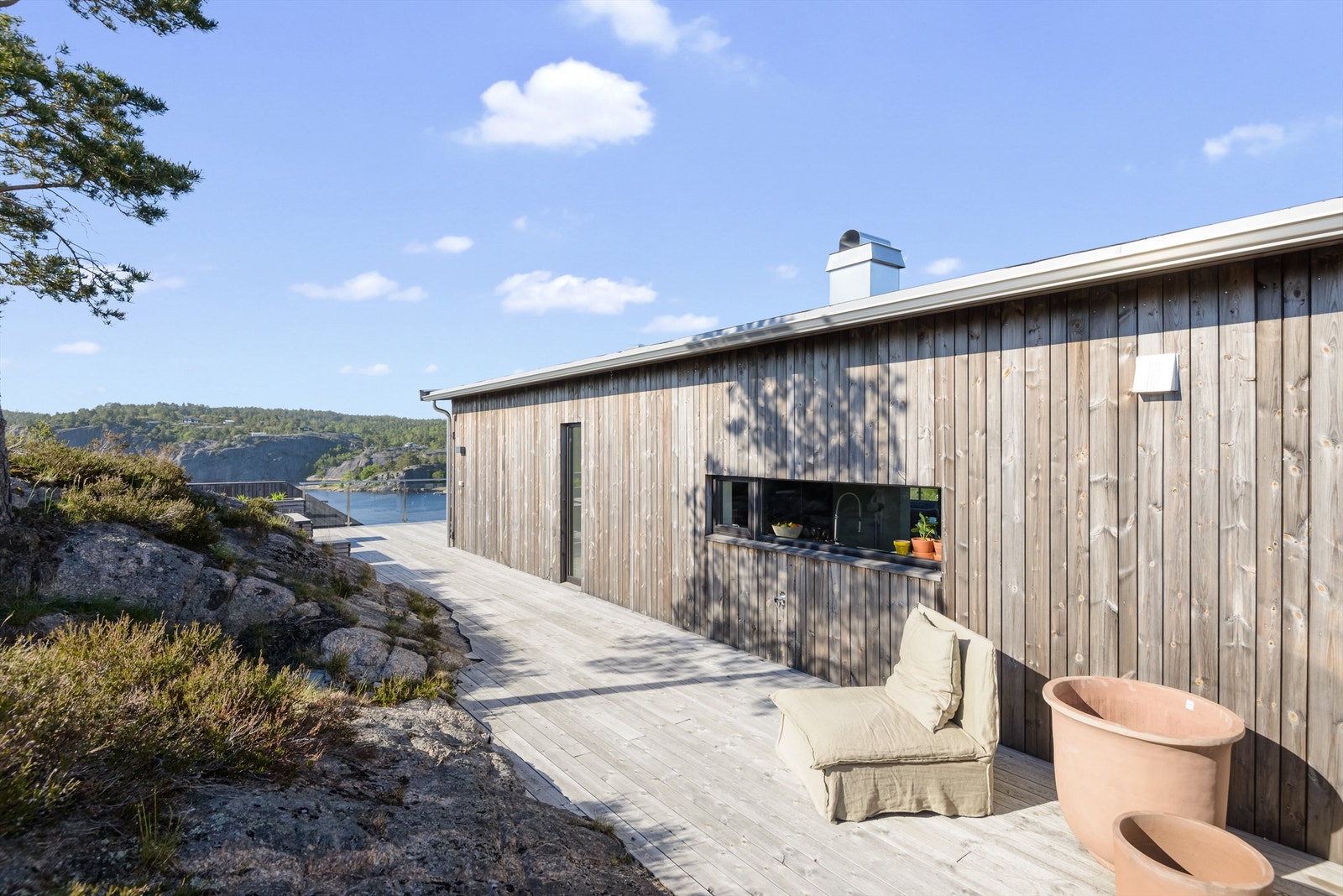 Her kan du nyte morgenkaffen i fred og ro, helt for deg selv. Galleribilde