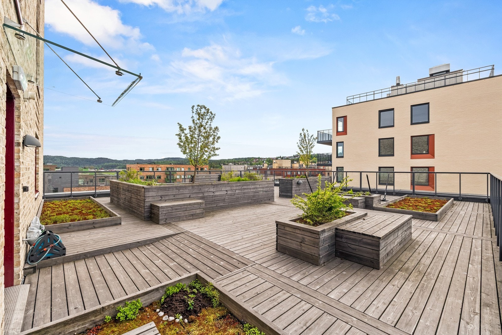 Nydelig takterrasse til felles benyttelse. Galleribilde