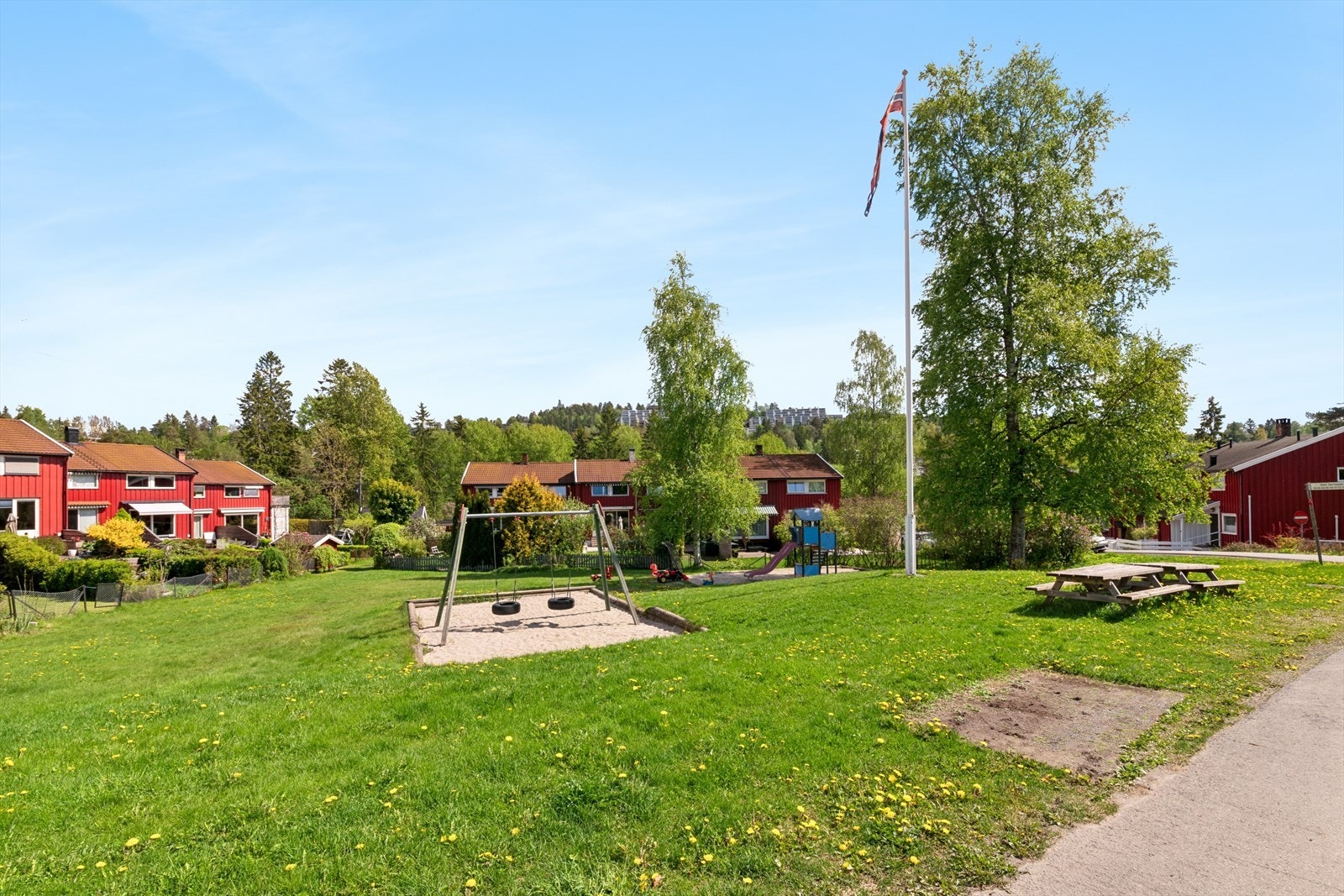 Fellesarealet er et naturlig samlingspunkt for området. Galleribilde