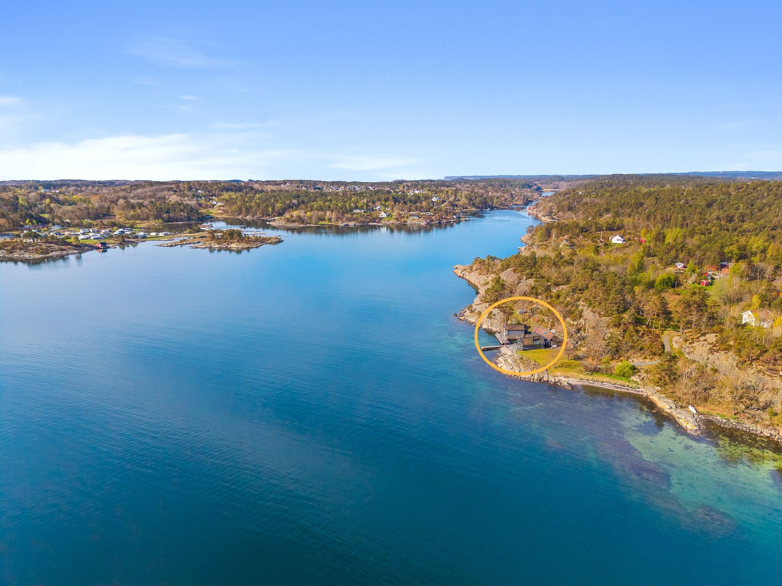 Dronebilde over området hvor eiendommen er ringet inn Galleribilde