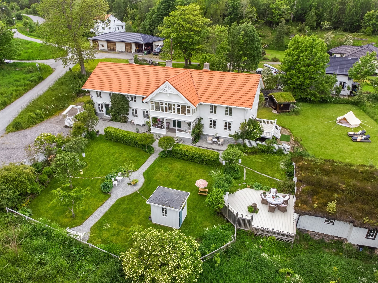 Gløsvågveien 111 er like fantastisk fra luften! Galleribilde