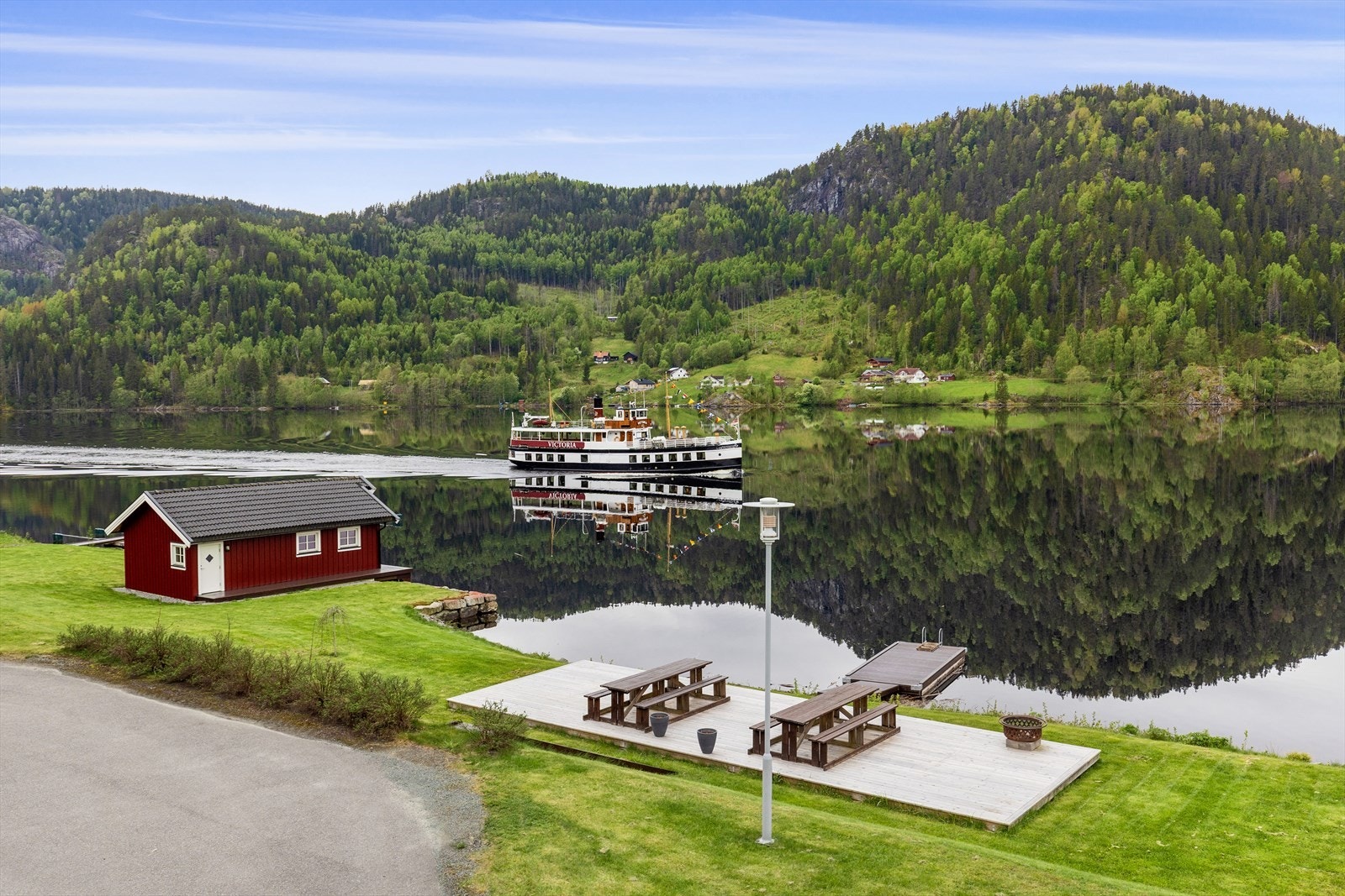 Vakker utsikt fra leiligheten med idylliske omgivelser. Galleribilde