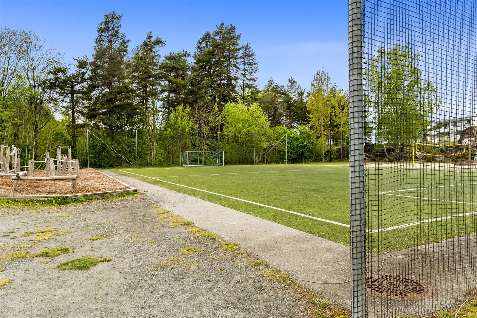 Kort vei til servicetilbud, fritidsaktiviteter og daglige fasiliteter. Galleribilde