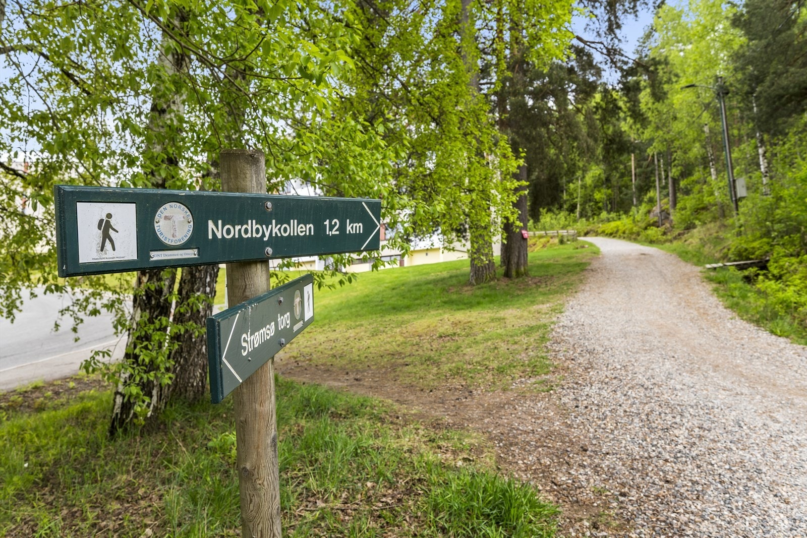 Kort vei til marka med gode turmuligheter sommer som vinter. Galleribilde