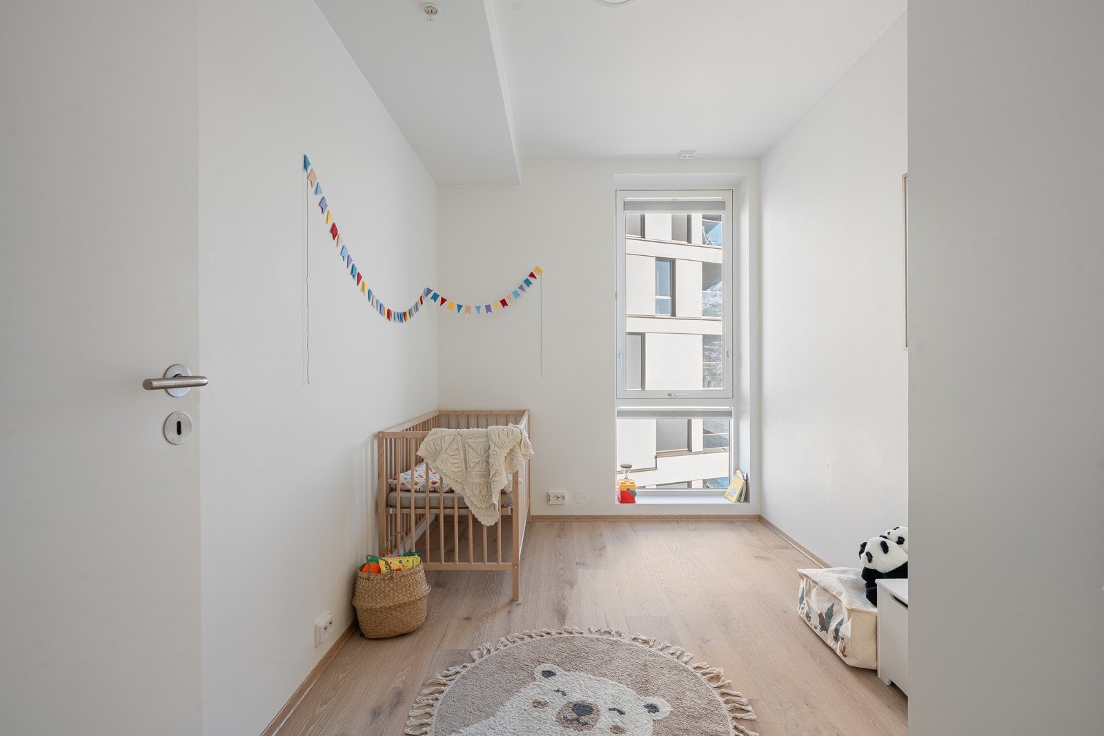 Soverom 2. Soverommet passer fint til gjesterom, barnerom eller kontor - alt etter behov! Galleribilde
