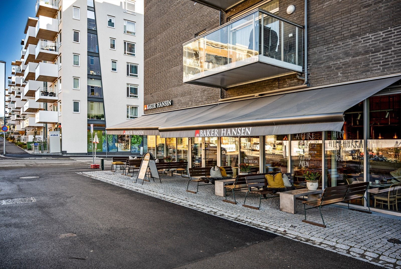 Godt utvalg av kafeer og servicetilbud på Løren Galleribilde