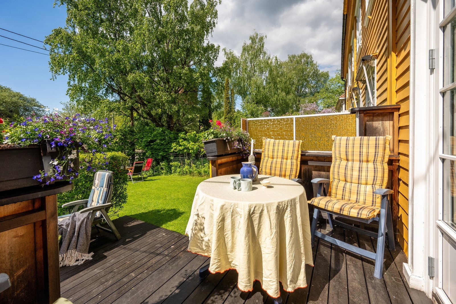 Verandaen er utvidet for ekstra boltreplass. Galleribilde