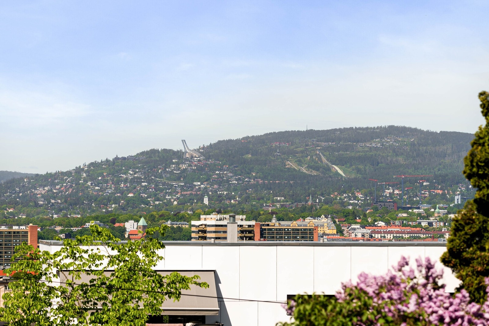 Nydelig utsikt retning Holmenkollen. Galleribilde