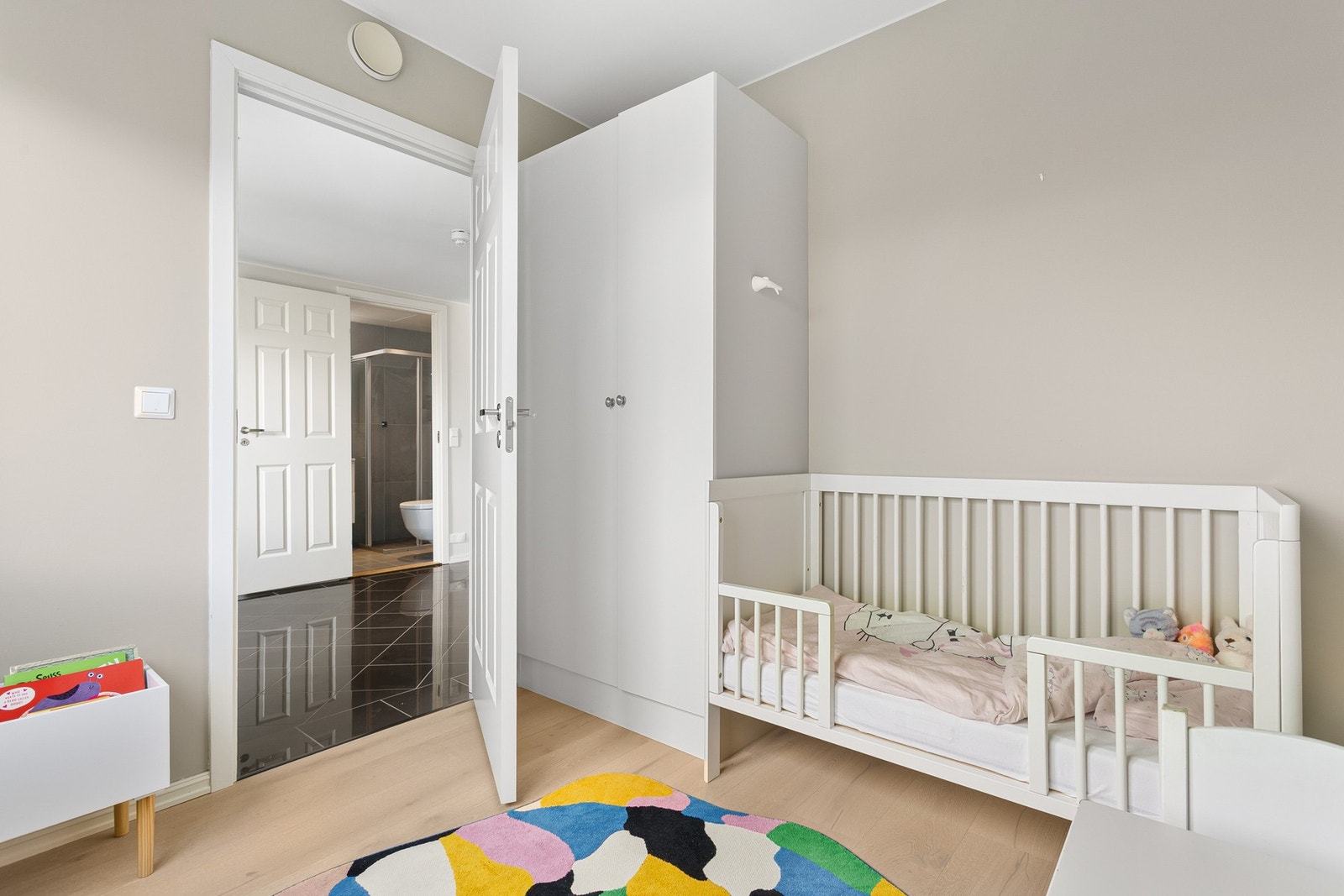 Det siste rommet har også fin plass til seng og annet møblement. Galleribilde