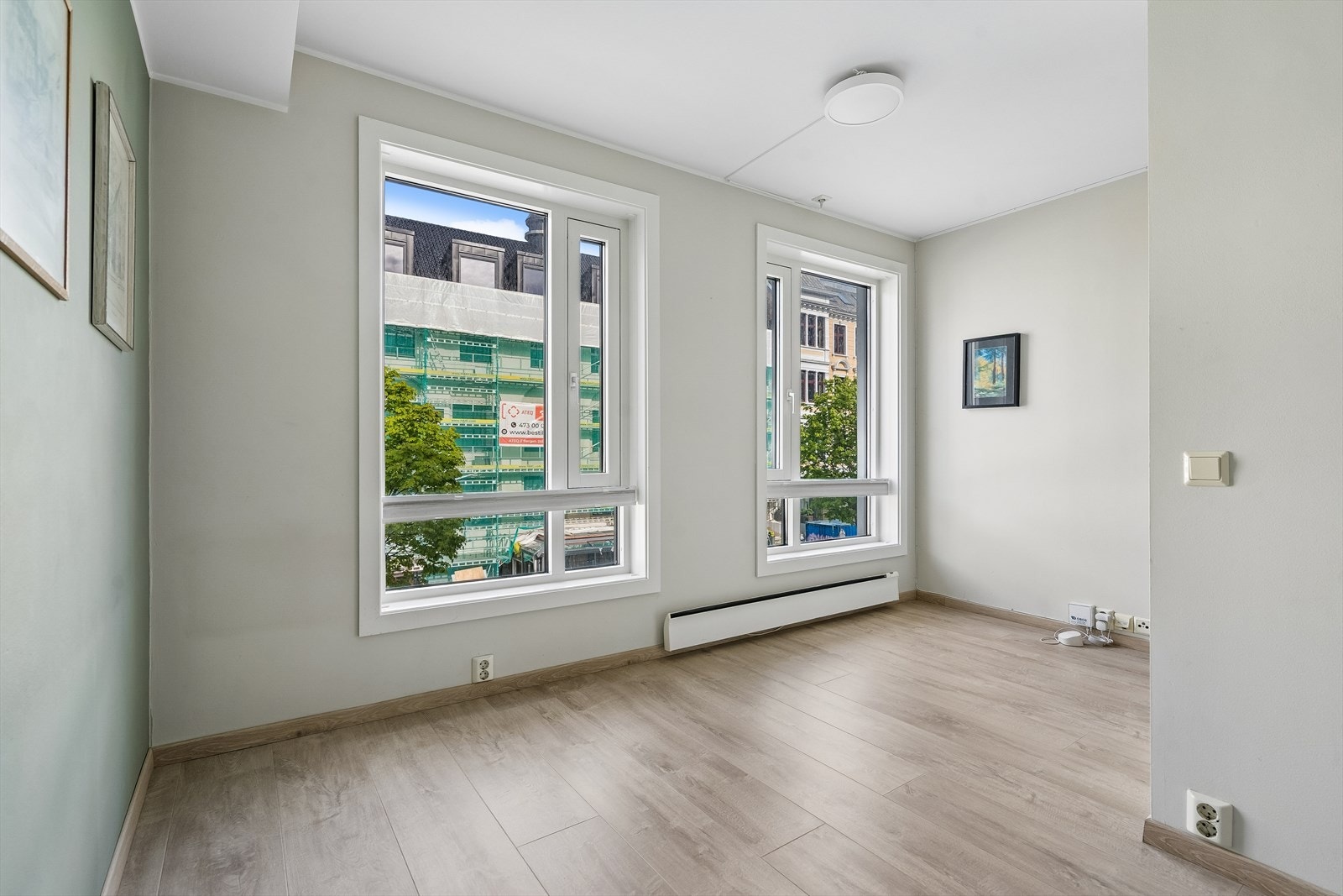 Leilighet fra 2005 med balansert ventilasjon og varmegjenvinning som sikrer et godt inneklima. Galleribilde