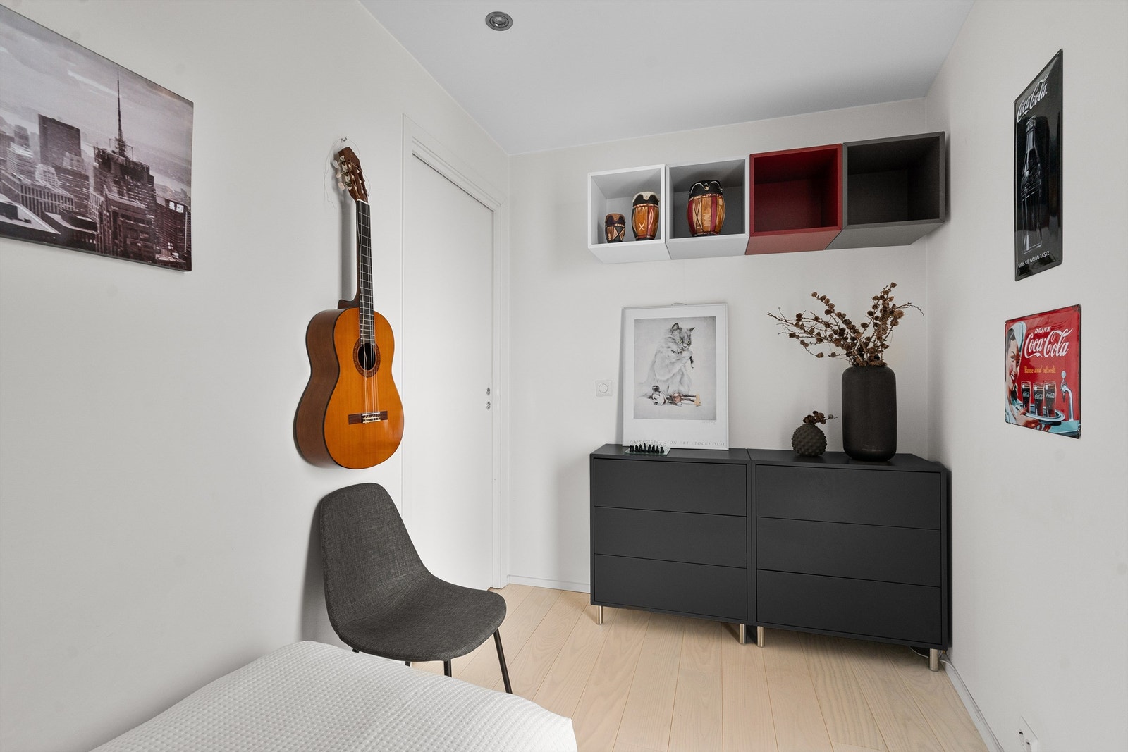 Soverom nr 2 egner seg godt som barnerom, gjesterom eller kontor. Galleribilde