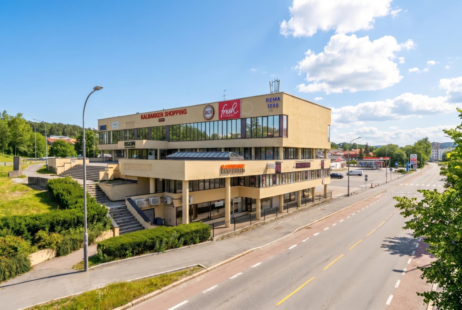 Kalbakken Shopping ligger ca. 7 min gange fra leiligheten Galleribilde