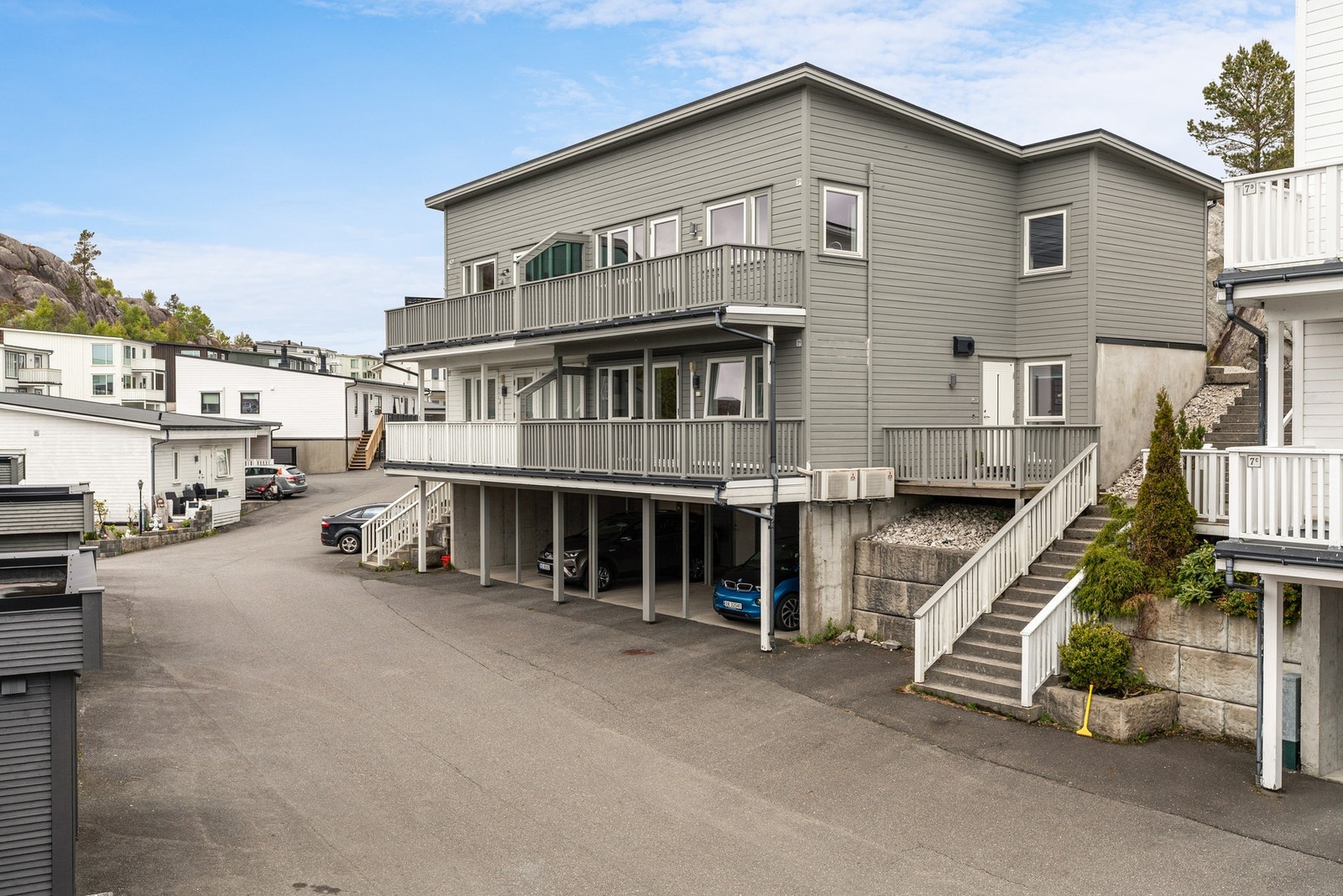 Geir Inge Skåra v/EIE Egersund har den store gleden av å presentere Hjortveien 7F Galleribilde
