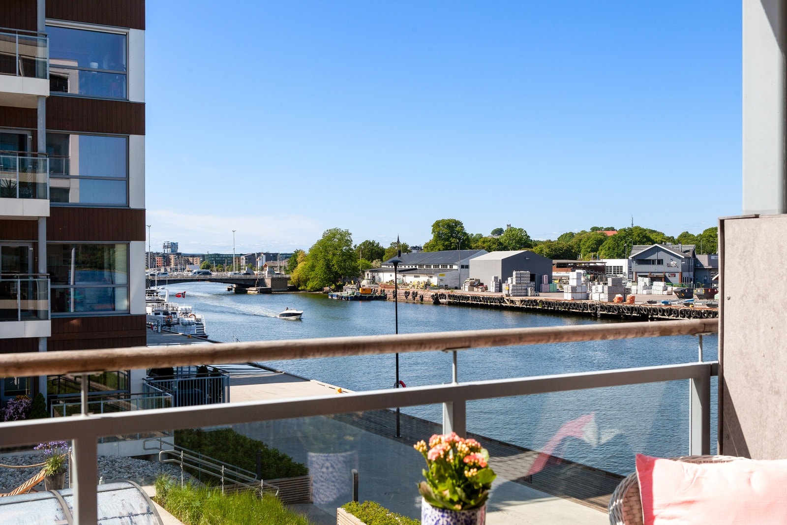 Utsikt fra balkongen Galleribilde