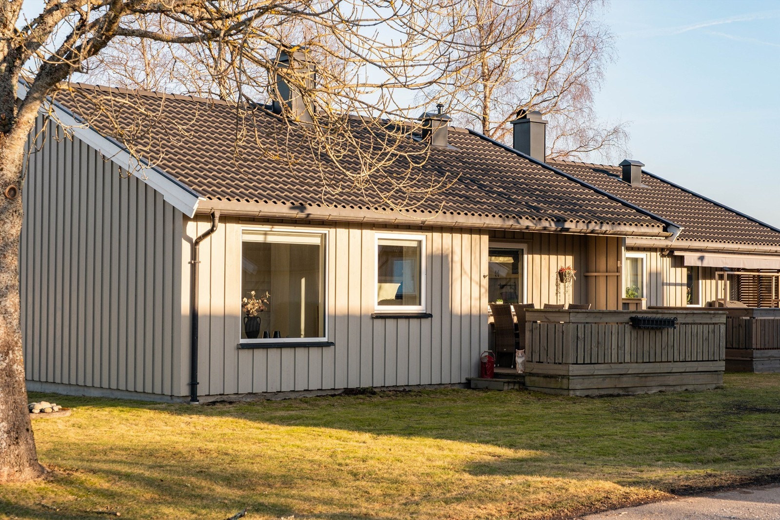 Idrettsveien 25A presenteres av Jonathan Dahl i Krogsveen. Galleribilde