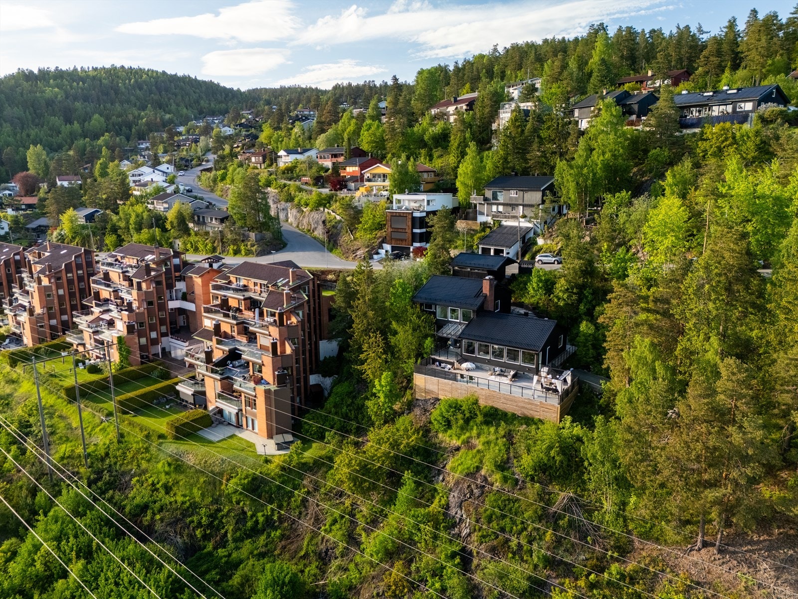 Underlia består primært av bolig- og villabebyggelse. Galleribilde