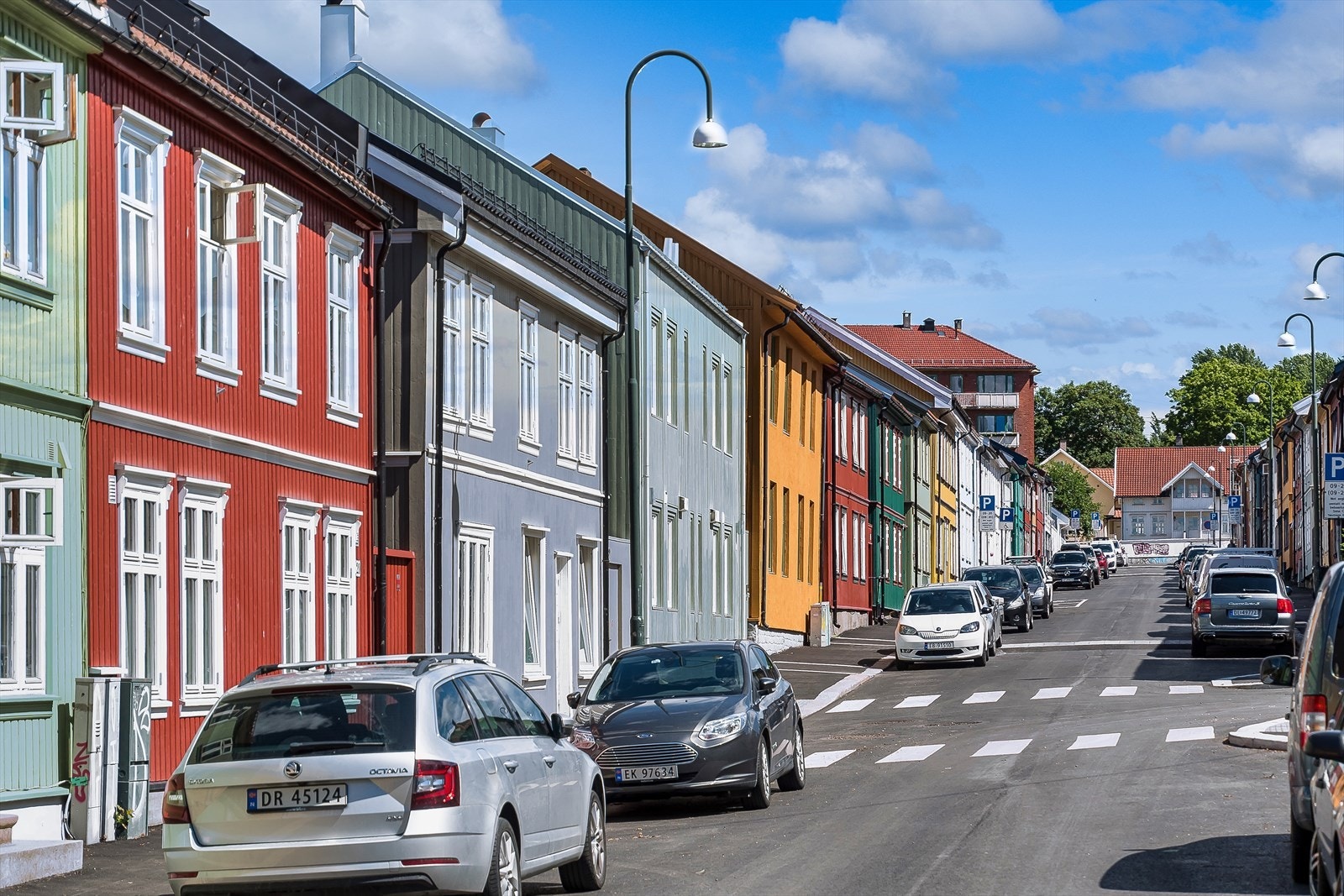 Nærområdet på Vålerenga består av vakker trehusbebyggelse. Galleribilde