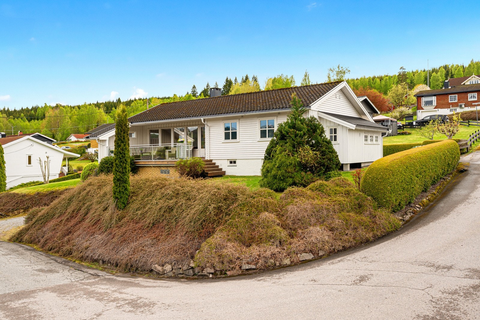 Flott hjørnetomt Galleribilde