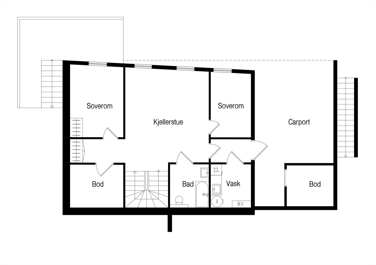 Underetasjen har en fleksibel planløsning med egen stue, to soverom, bad, vaskerom og bod. Her er også inngang fra carporten. Galleribilde