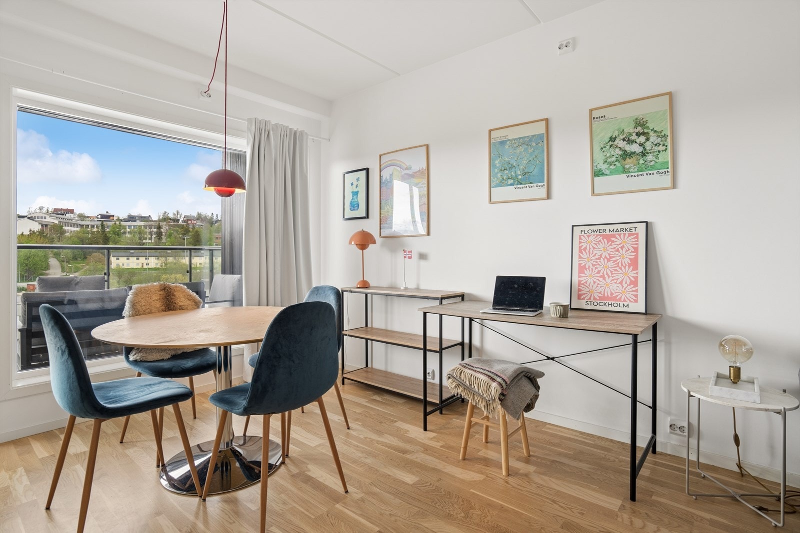 Strandvegen 116A presenteres av DNB Eiendom ved Kristina Aagaard Johansen Galleribilde