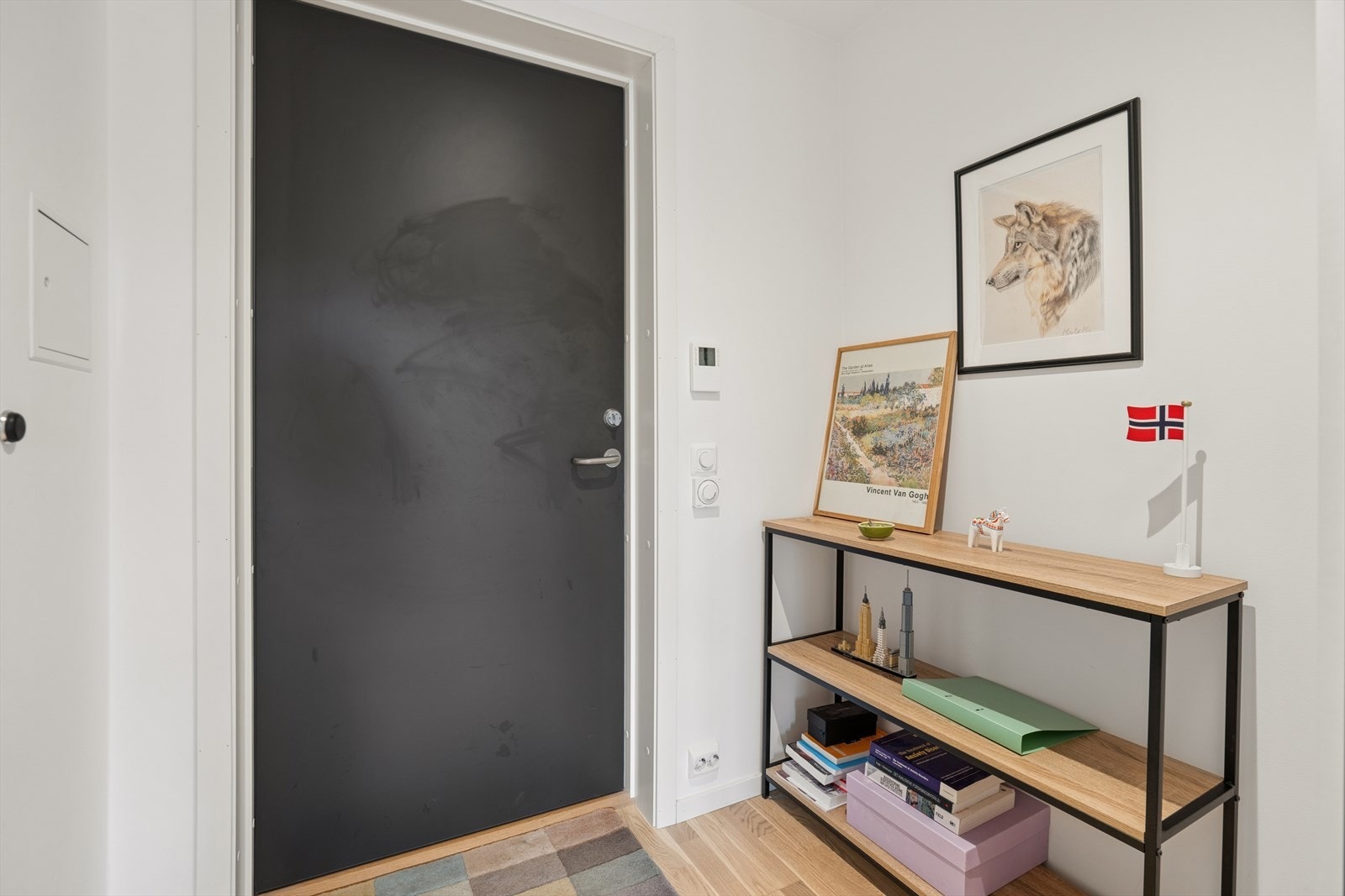 Husk å melde deg på visning! Galleribilde